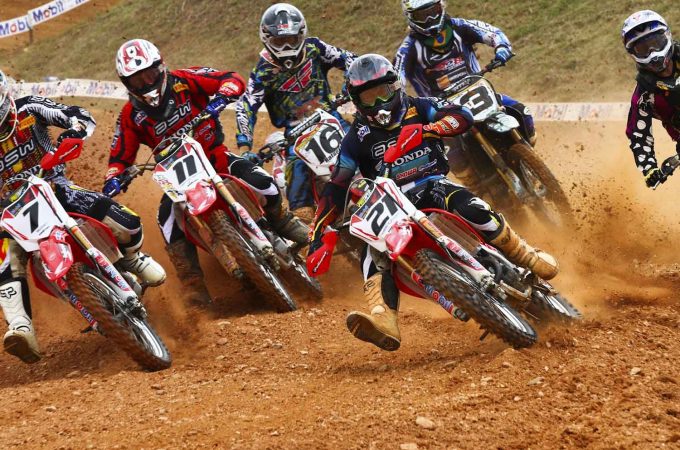 5 filmes sobre motocross para adicionar aos seus favoritos