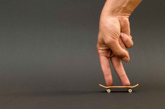 Fingerboard: veja dicas de como se divertir com o seu skate de dedo