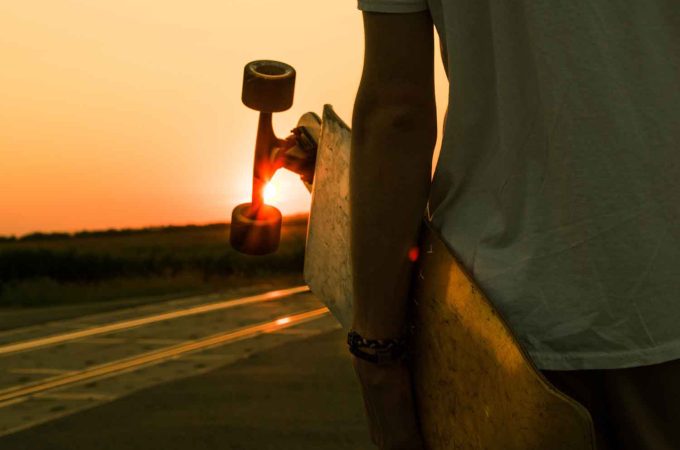 Saiba o que você precisa para aprender a andar de longboard