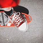 Veja o que buscar em um tênis para andar de skate e quais as opções que o mercado entrega para os skatistas arrasarem nas manobras
