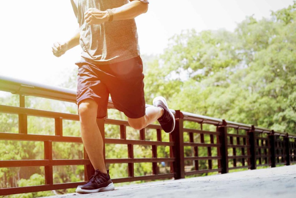 vantagens de praticar esportes ao ar livre, bem como veja quais os cuidados você deve ter antes de começar