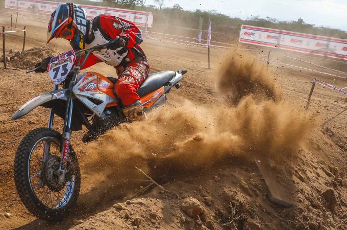 Saiba quais os equipamentos de segurança para motocross necessários