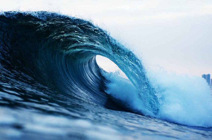Nazaré: Veja como são as ondas do local