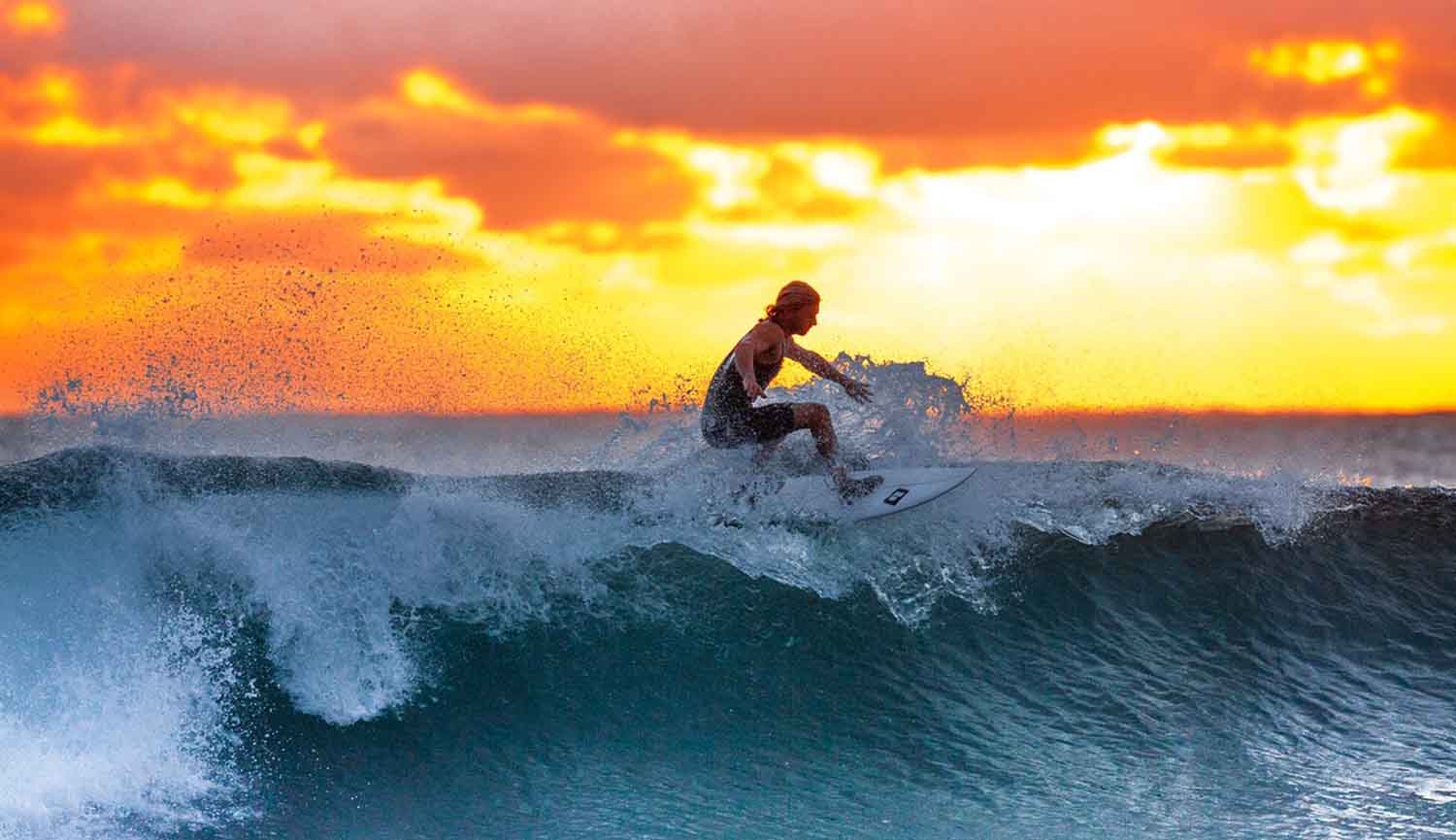 Veja cinco técnicas do surf que são ideais para iniciantes aprenderem, além disso, como fazer a postura certa em cada uma