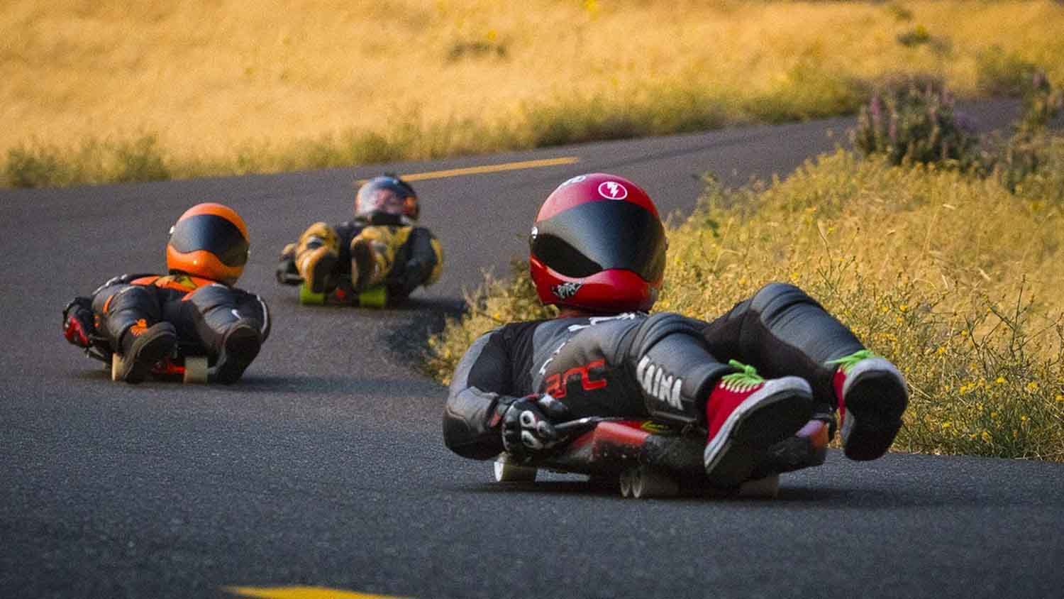 Street Luge é um esporte radical e pode ser o seu favorito se você gosta de adrenalina e principalmente velocidade